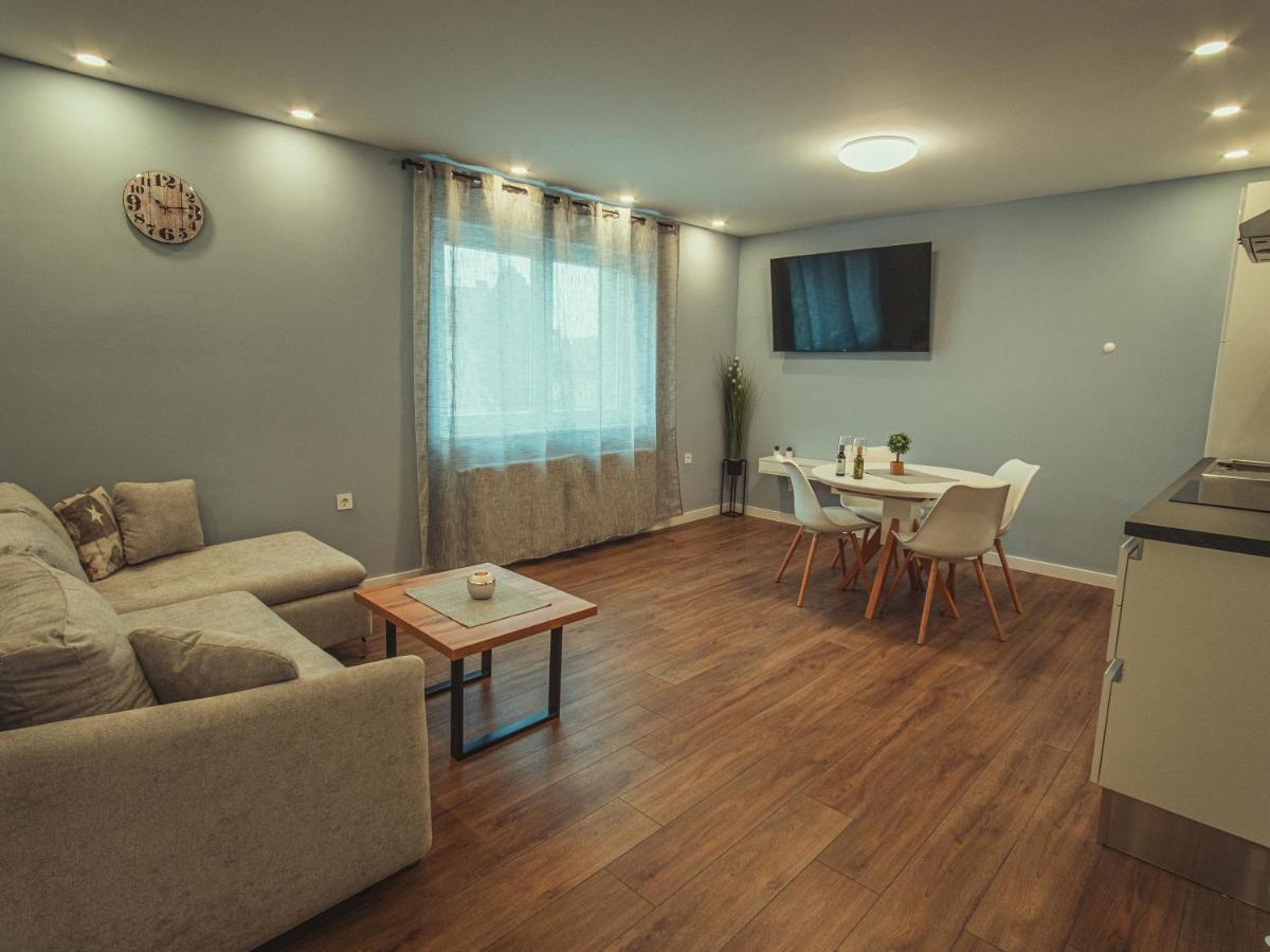 Apartmani Infinity Osijek Exterior foto